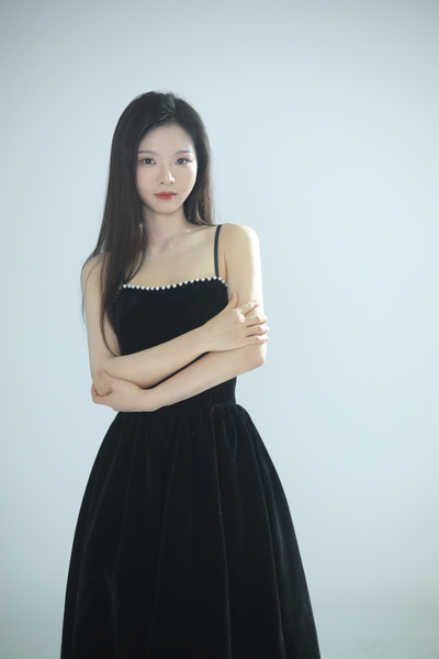张奕子  音乐部钢琴指导教师.png